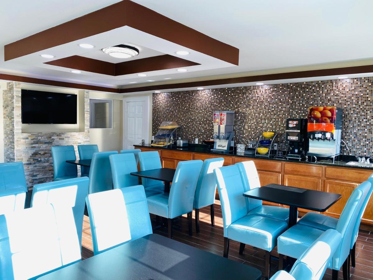 Days By Wyndham Hotel 2*